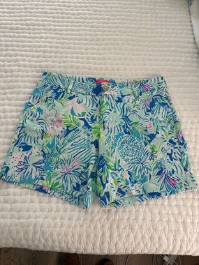 Lilly Pulitzer 7” Shorts